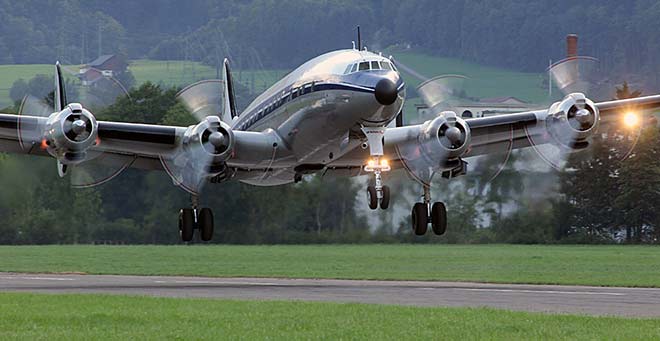 Super-Constellation-Foto-Sandy-Siegenthaler