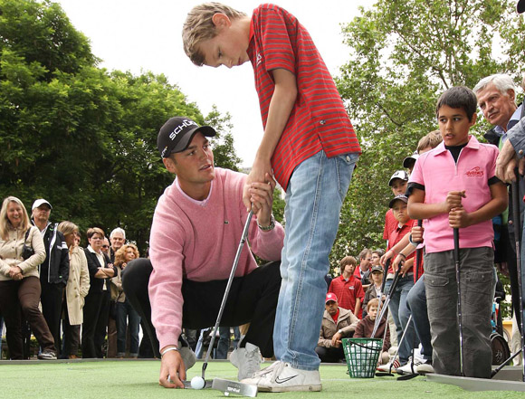 Martin-Kaymer-als-Golftrainer