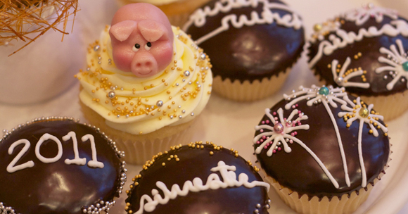 Münchens 1. Cupcake Cafe mit Silvester-Champagner-Kollektion