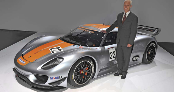 Weltpremiere des Porsche 918 RSR in Detroit