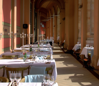 Temporäres Restaurant im Maximilianeum: einzigartig münchnerisch