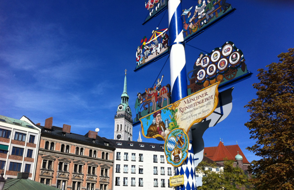 Erste Brunniade am Viktualienmarkt: Bayerische Autoren lesen an drei Brunnen