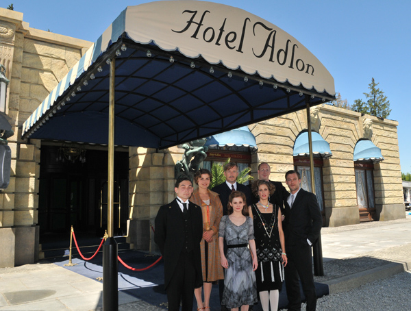 Premiere ‚Das Adlon. Eine Familiensaga‘ in Berlin mit Big Party im Adlon