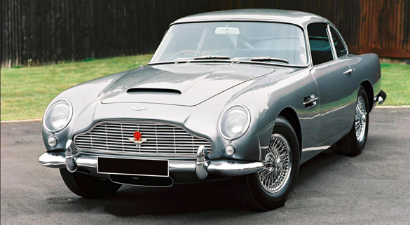 25. Techno-Classica Essen: Automobile Filmstars u.a. Aston Martin DB5