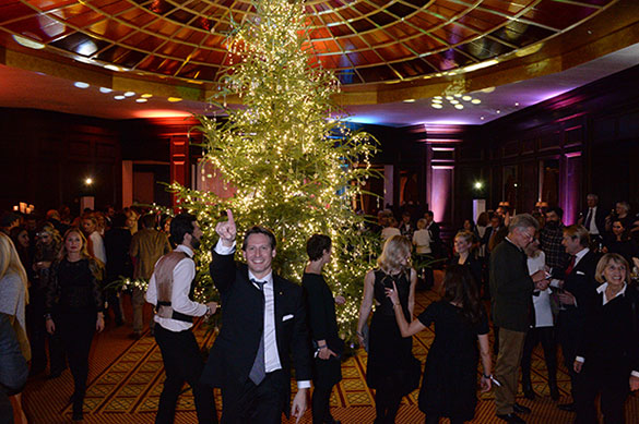 Christmas Party im Hotel Vier Jahreszeiten und der schönste Weihnachtsbaum der Stadt