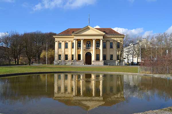 Münchner Sicherheitskonferenz mit sicherheitspolitischen Gespräch