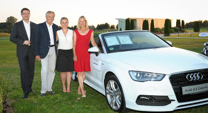 Hole in One Preis mit Dr. Borkowski, Mahag Betriebe und Audi Zentrum Eching, R. Salzl, M. Eberl und S. Beckenbauer