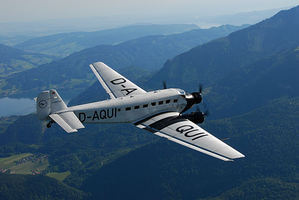 Nostalgietrip mit der Lufthansa Ju52: Rundflüge über München und Bayern