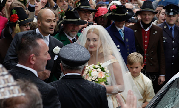 Traumhochzeit mit Glanz und Gloria: Maria Theresia von Thurn und Taxis sagte ‚ja‘!