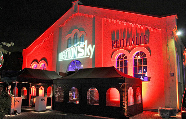 Sky Online Party: Klonkrieger, Lost-Star, Fanta 4 & Münchner Prominenz