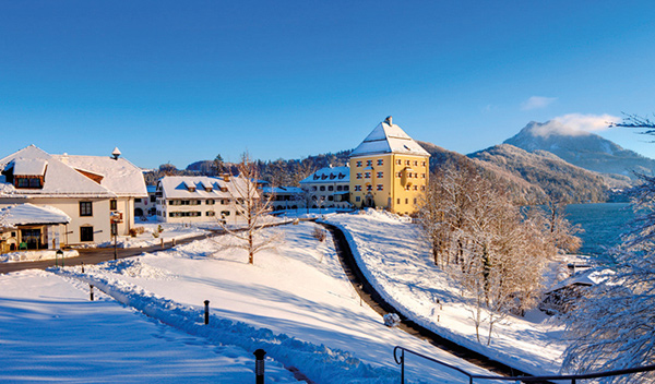 Erster Adventmarkt auf Schloss Fuschl