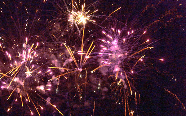 Feuerwerk-Fotocredit-Schneider-Press