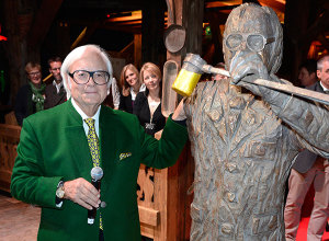 Werner Brombach Bierige Geburtstagsparty