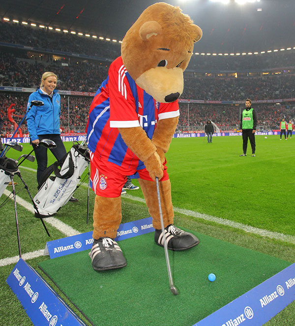 Solheim Cup Werbung beim FC Bayern-Spiel in Allianz-Arena