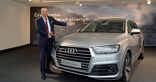 Audi-Auto-Testdrive am Flughafen München: Neuer Audi Q7