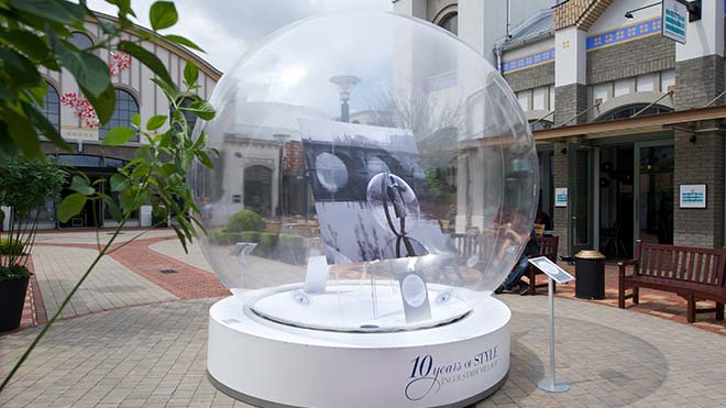Kunst im Outletcenter Ingolstadt: Fashion Bubbles Fotografin