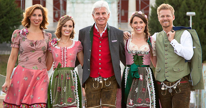 Fesch in Tracht: Lola Paltinger und Frederic Meisner zeigen ihre Kreationen