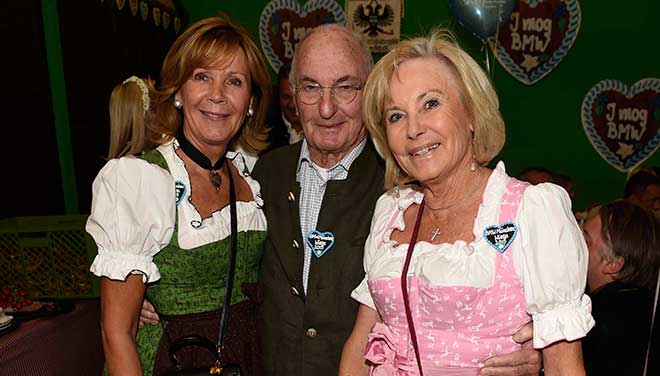 BMW Niederlassung: 12. Armbrustschießen beim Oktoberfest