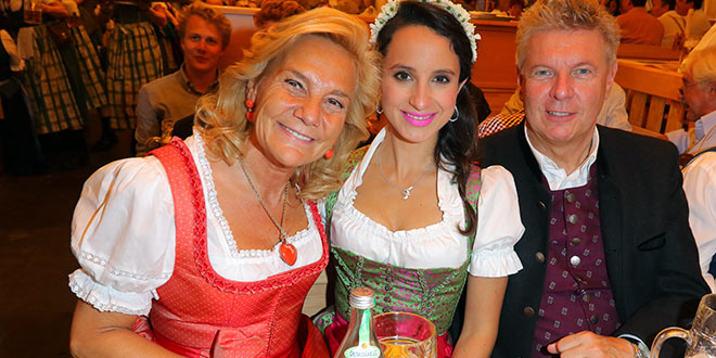 Susanne Porsche lud zum Oktoberfest Stammtisch