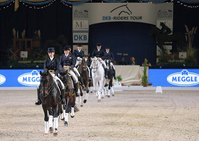 Die Dressurquadrille der Para-Reiter begeistert regelmäßig bei den MUNICH INDOORS. Fotorcedit: Stefan Lafrentz