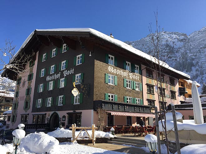 Winterurlaub mit allen Extras: Hotel Gasthof Post in Lech