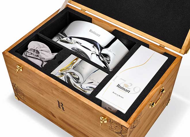 Exklusiver gehts nicht zu Silvester: Ron Arad’s Champagner-Luxus-Box