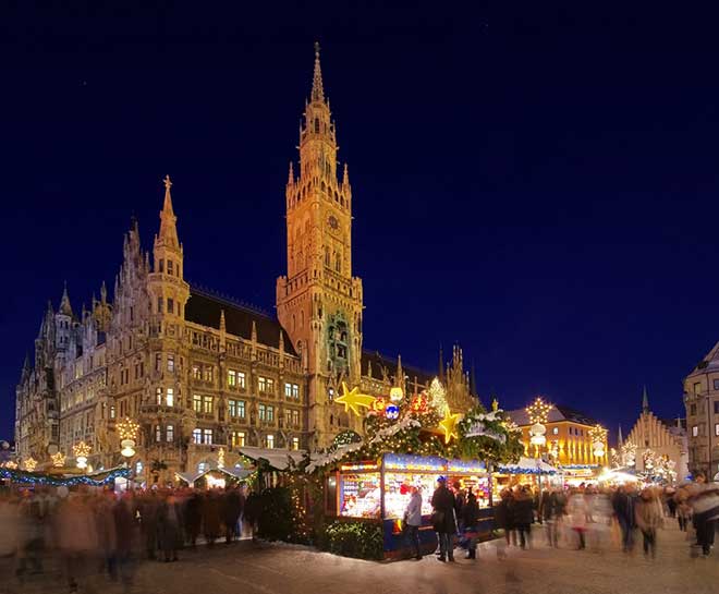 Weihnachtsmarkt-in-Muenchen-Fotocredit-Shutterstock