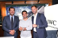 Bar Paisano: Elyas M’Barek zeigt seine Bar voll mit Uhren