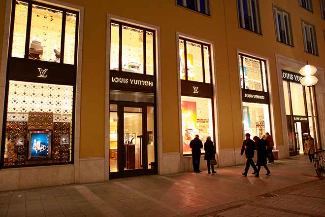 Louis Vuitton München Maison im historischen Gebäude der Residenzpost