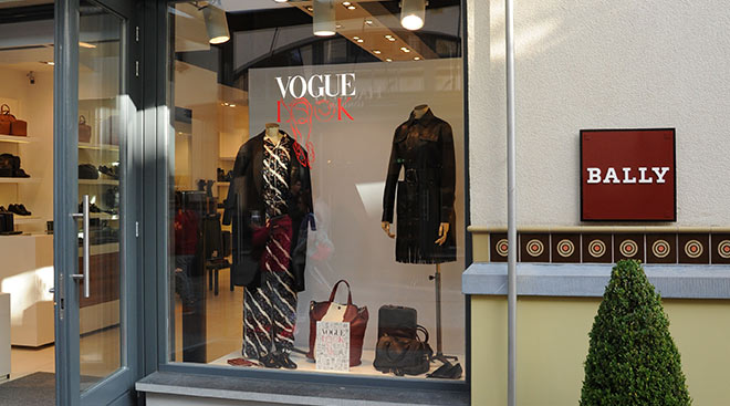 Ausgewählte Boutiquen sind bis zum 27. November mit den Must Have Pieces der Saison von der Vogue dekoriert worden. Fotocredit: Ingolstadt Village