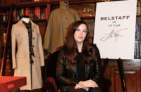 Liv Taylor zeigt neue Belstaff Kollektion