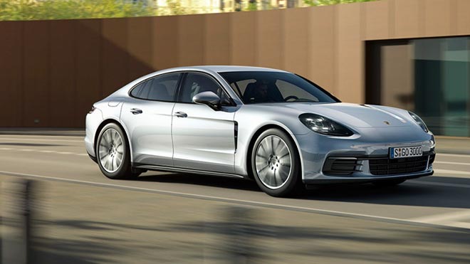 Die dritte Generation des Porsche Panarema kommt ebenfalls 2017 auf den Automarkt.