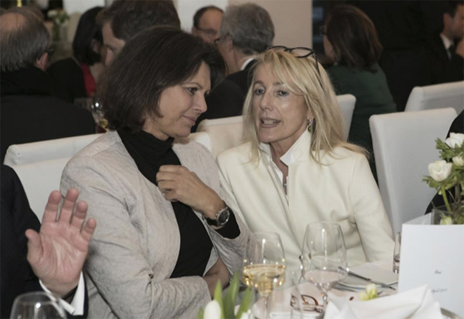 Treffen der Medienmacher bei der VZB Jahrestagung mit Ilse Aigner mit Waltraut von Mengden. Fotocredit: Bettina Theisinger