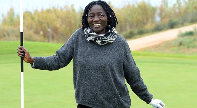 Auma Obama beim Charity Golfen mit den Eagles. Fotocredit: Wolfgang Breiteneicher, SchneiderPress