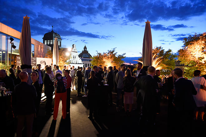 Place to be: Wer war von Euch schon auf der Oberpollinger Dachterrasse? Fotocredit: API, Michael Tinnefeld