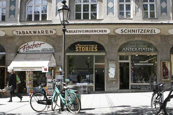 Der Pop-up Store STARTUPSTORE N' STORIES am Rindermarkt wird während des dreimonatigen Öffnungszeitraums zum Showroom, zur Eventlocation und zur Verkaufsfläche zugleich.