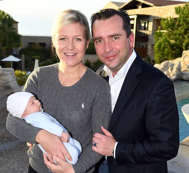 Mit Herzblut Eagles-Unterstützer: Falk Raudies mit seiner Lebensgefährtin Andrea Mühlbauer plus Baby Mats Valentin. Fotocredit: Wolfgang Breiteneicher, SchneiderPress