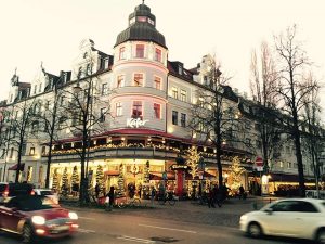 Feinkost-Kaefer-Chalet - Exklusiv München | Szene, Society & Shopping