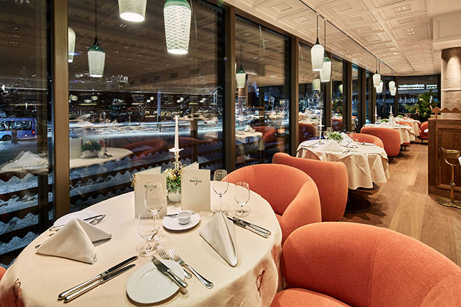 Gourmetrestaurant mit Ausblick und Lech im Winter Fotocredit: Herbert Lehmann 