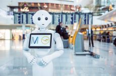 A.I. Künstliche Intelligenz am Flughafen: ‚Josie Pepper‘ ist humanoid