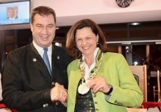 Brauchtum: Ilse Aigner Nachfolgerin von Markus Söder bei den Königstreuen