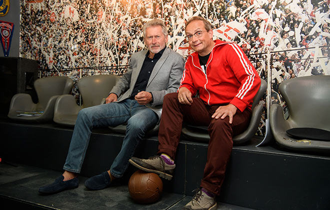 Paul Breitner mit Moderator Wigald Boning. Fotocredit: Jörg Koch, GettyImages