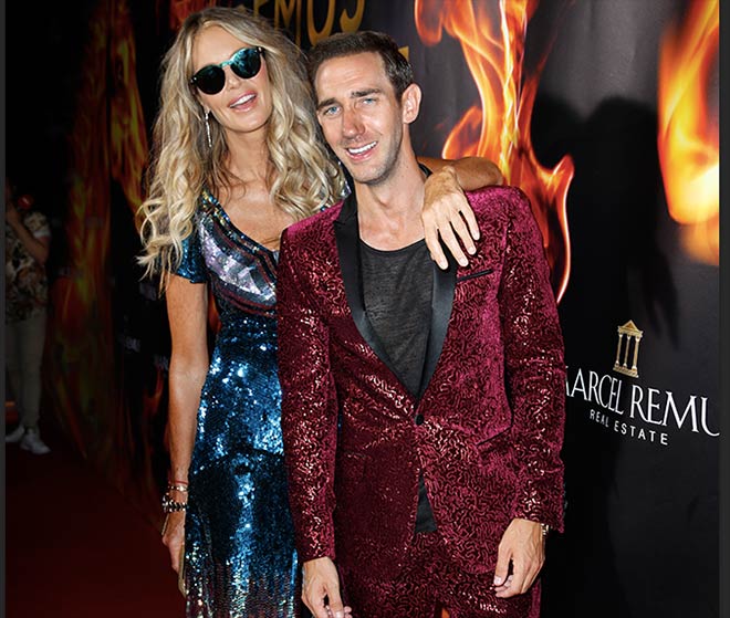 Elle MacPherson auf Sommerurlaub in Mallorca. Hier mit Real Estate Magnat Marcel Remus. Credit: Franziska Krug / Getty Images for Marcel Remus
