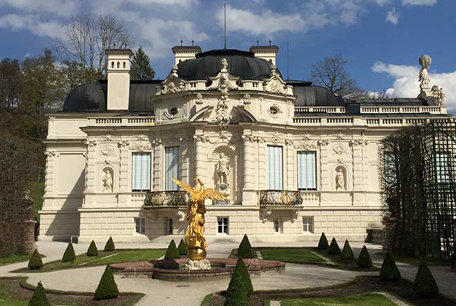 Schloss Linderhof - Seitenansicht