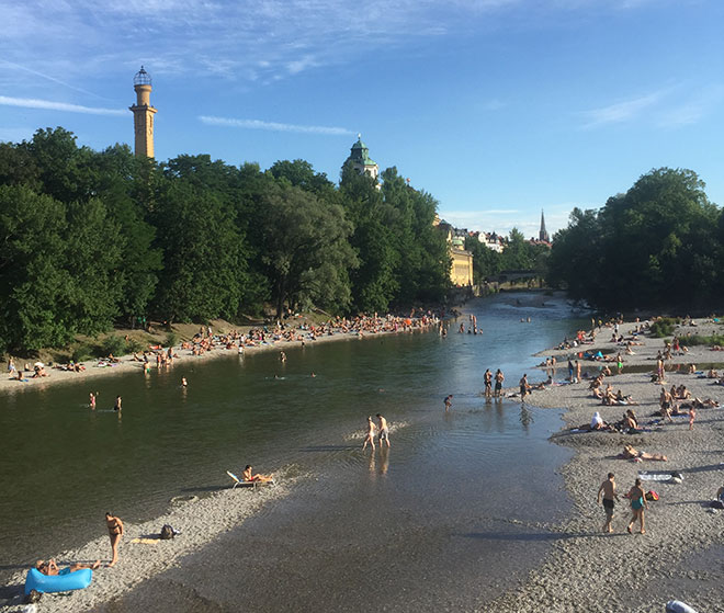 Die Isar auf Höhe Müllersches Volksbad und Praterkraftwerk. Fotocredit: EM