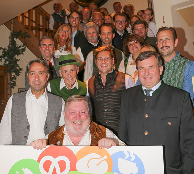 Premiere: Alle Kleinen Wiesnwirte zeigen sich im Vorfeld des Oktoberfestes bei einem gemeinsamen Pressetermin.