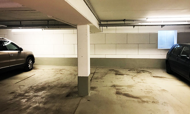 ganz klarer Mangel: Zu kleiner Tiefgaragenstellplatz. Baurecht Tiefgaragenplätze