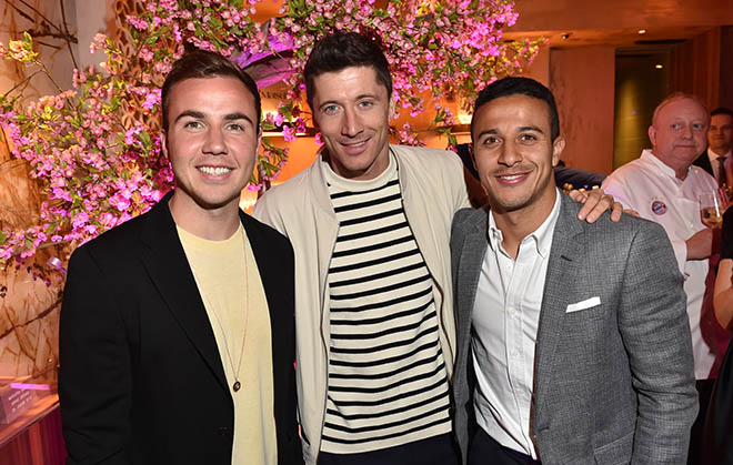 Fußball-Trio Mario Götze, Robert Lewandowski, Thiago Alcantara Hanami Party. Foto: BrauerPhotos / G.Nitschke