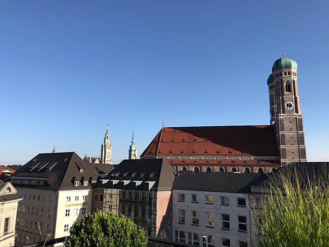 München bietet jede Menge atemberaubende Hochzeits-Locations. Fünf haben es in unsere engere Auswahl geschafft.