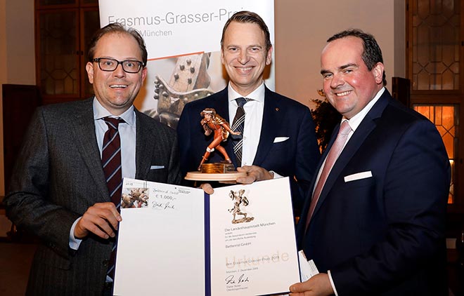 v.l.n.r.: Clemens Baumgärtner, Referent der Stadt München; Robert Waloßek, Geschäftsführer BETTENRID; Manuel Pretzl, zweiter Bürgermeister der Stadt München (Fotocredit: Marion Vogel/Rechte LHM).